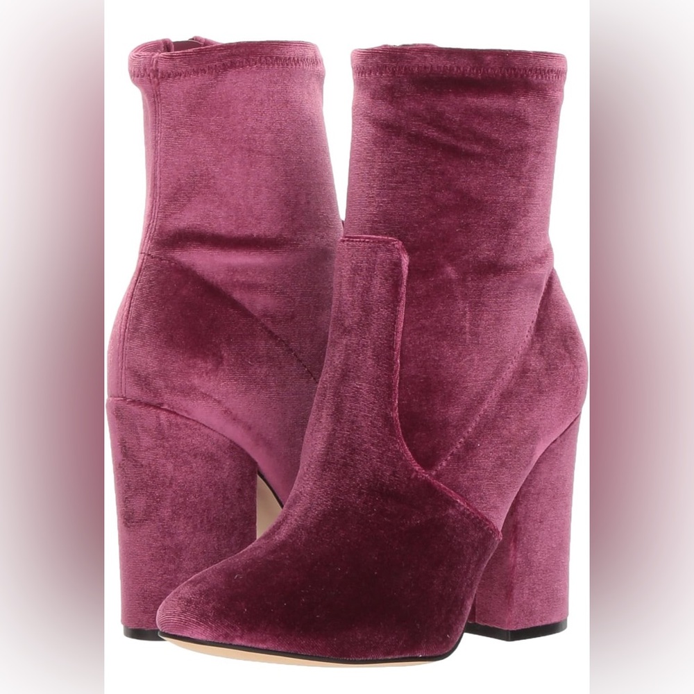 NWB Marc Fisher Newbie Ankle Boot, Merlot, 6 Medium US